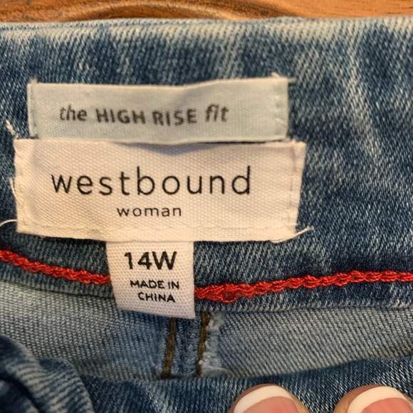 Light color jean with white bottom - Picture 4 of 4